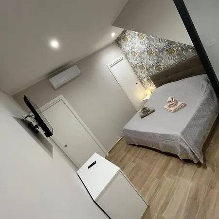 A Due Passi Dal Mare Apartment *